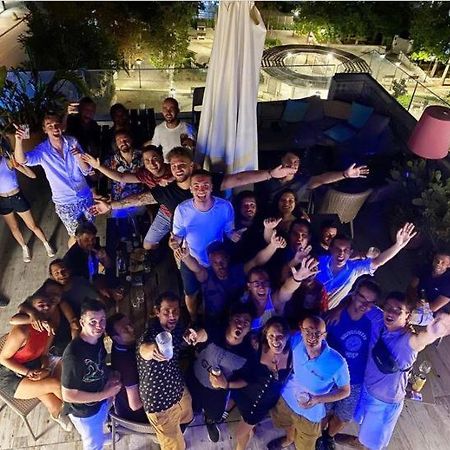 Marco Polo Party Hostel Saint Julian's Екстериор снимка
