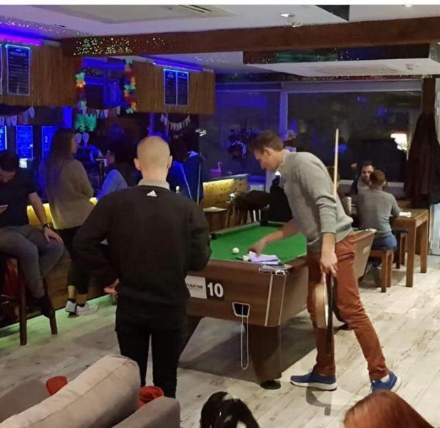 Marco Polo Party Hostel Saint Julian's Екстериор снимка