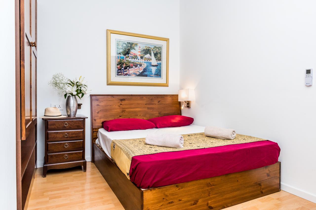 Marco Polo Party Hostel Saint Julian's Екстериор снимка