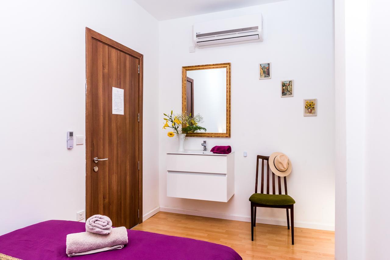 Marco Polo Party Hostel Saint Julian's Екстериор снимка